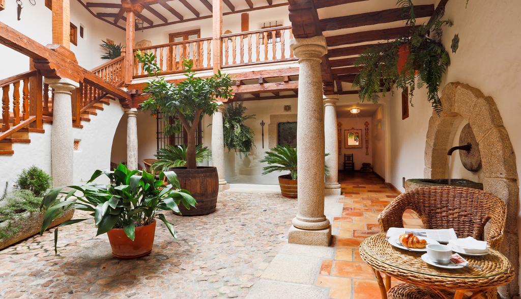 Posada Del Tio Juanon ナバルカルネロ エクステリア 写真